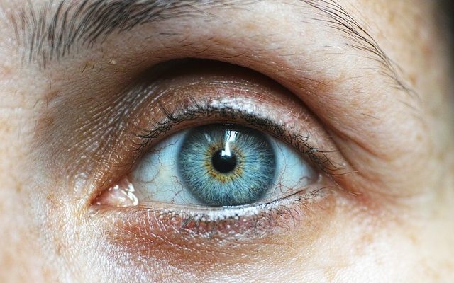 Derrame ocular, sus causas y efectos